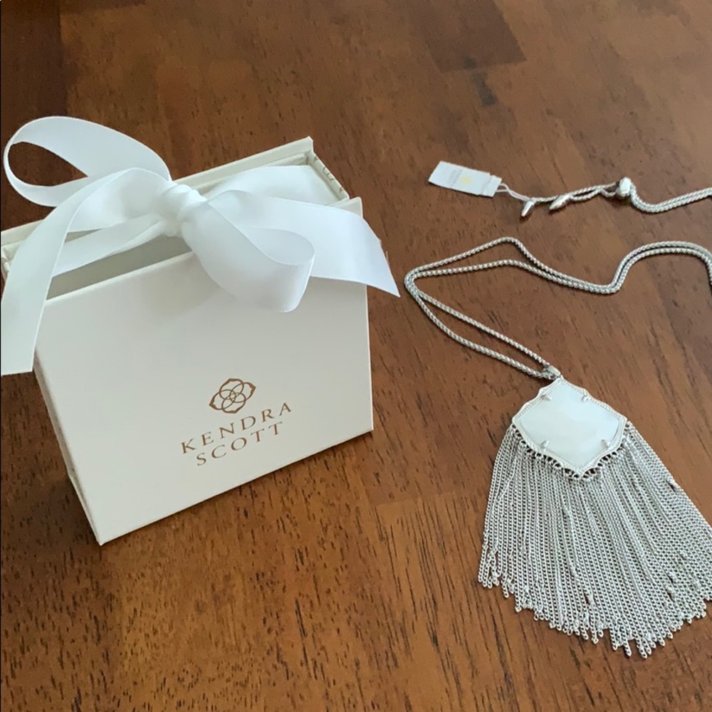 HP x2 Kendra Scott Kingston Silver White Pearl
